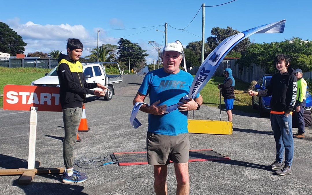 Shane Hanson (no relation to Pauline?) takes out Low Head