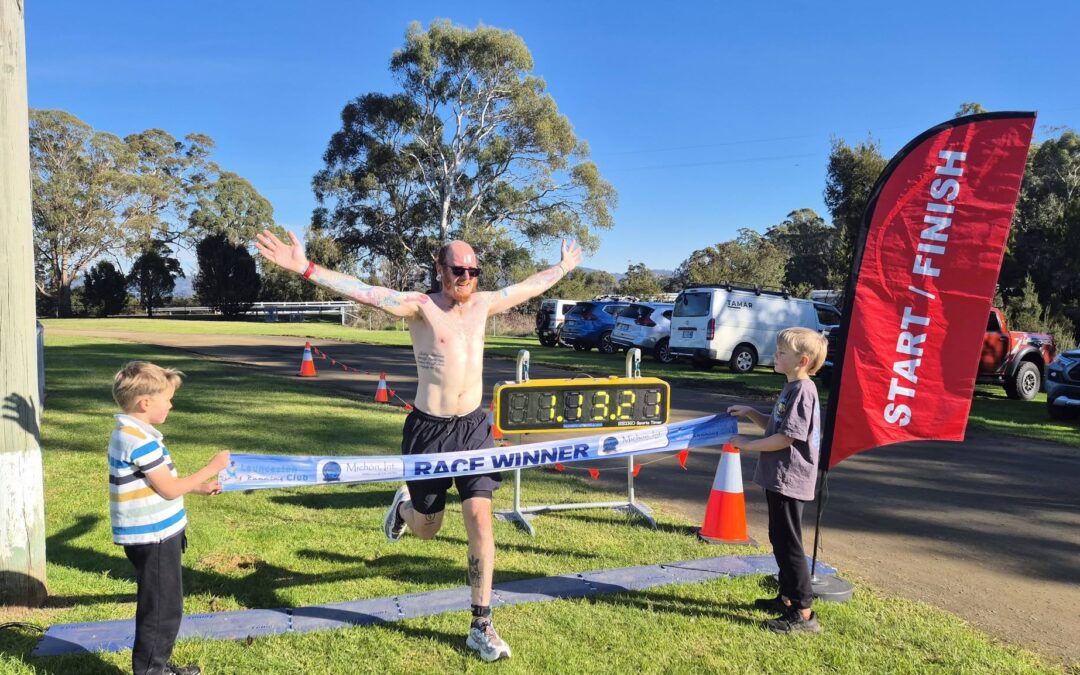 Malachi Evans Makes the Most of the Hills at the ‘145 Financial’ Hillwood 10km – LRC Race 5 for 2026