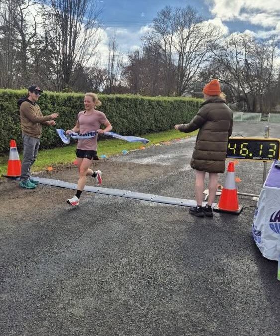 Amy Lamprecht Dominates the Hills – 2026 Race 9 Report – Windermere